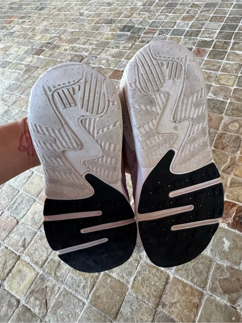 Nike air max kids shoes